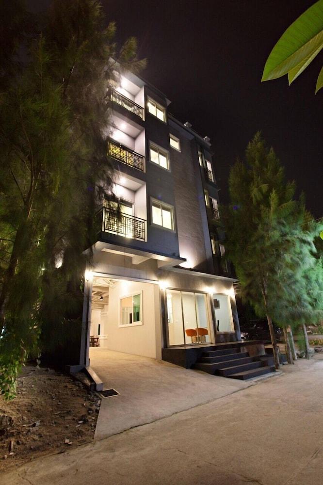 Nature Pine Residence Rawai Buitenkant foto